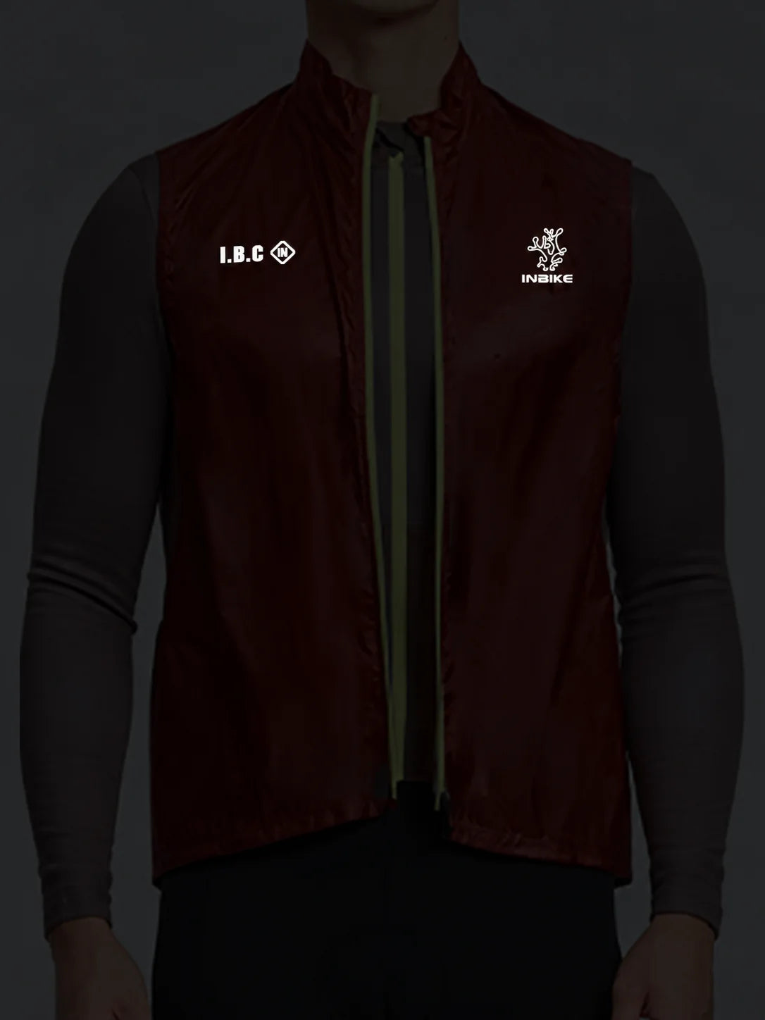 Vintis Men Packable Cycling Windbreaker